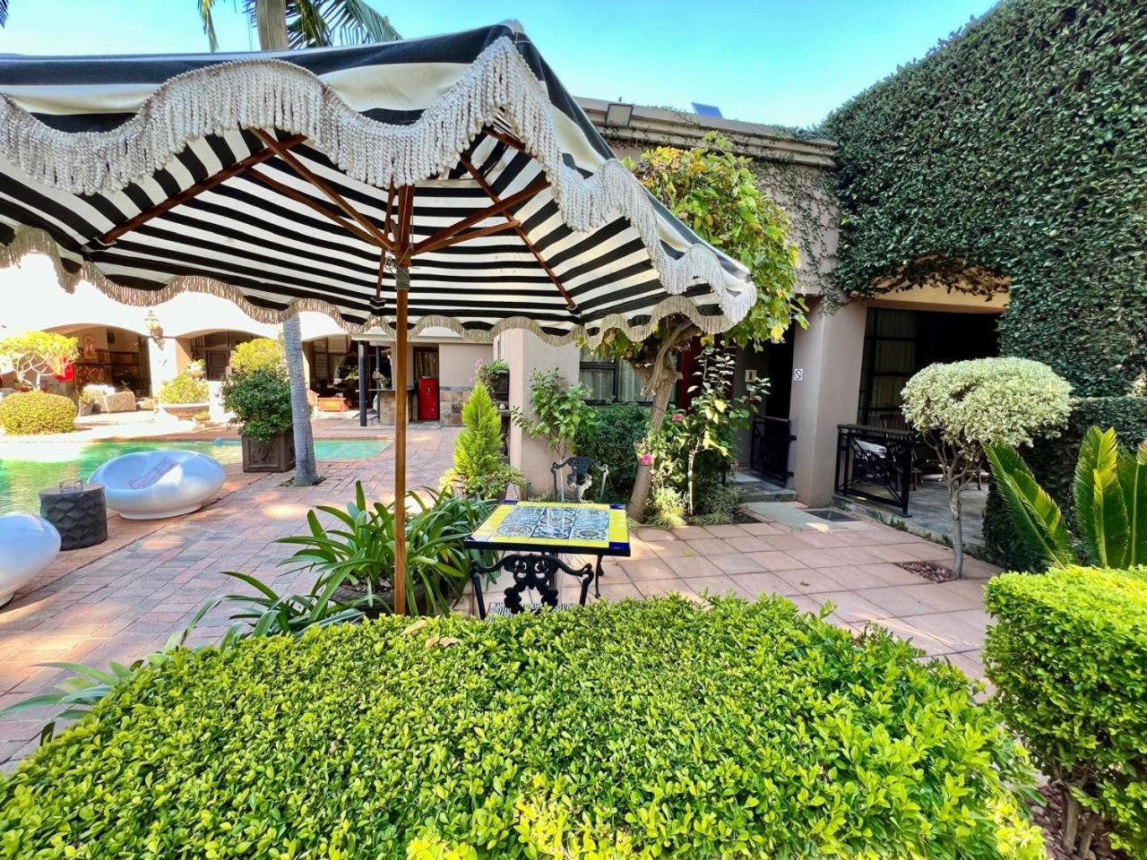 Forty 4 On Hoog Polokwane Exterior foto